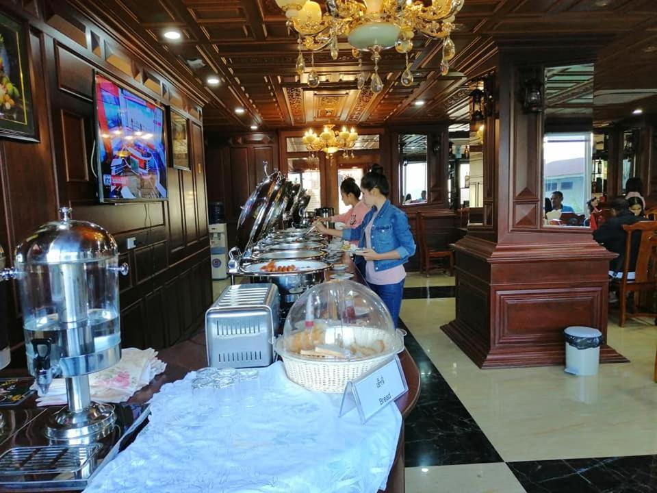 苏巴蒂斯酒店 巴色 外观 照片