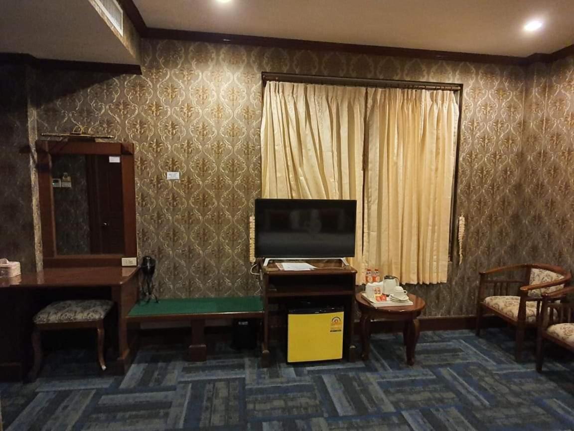 苏巴蒂斯酒店 巴色 外观 照片
